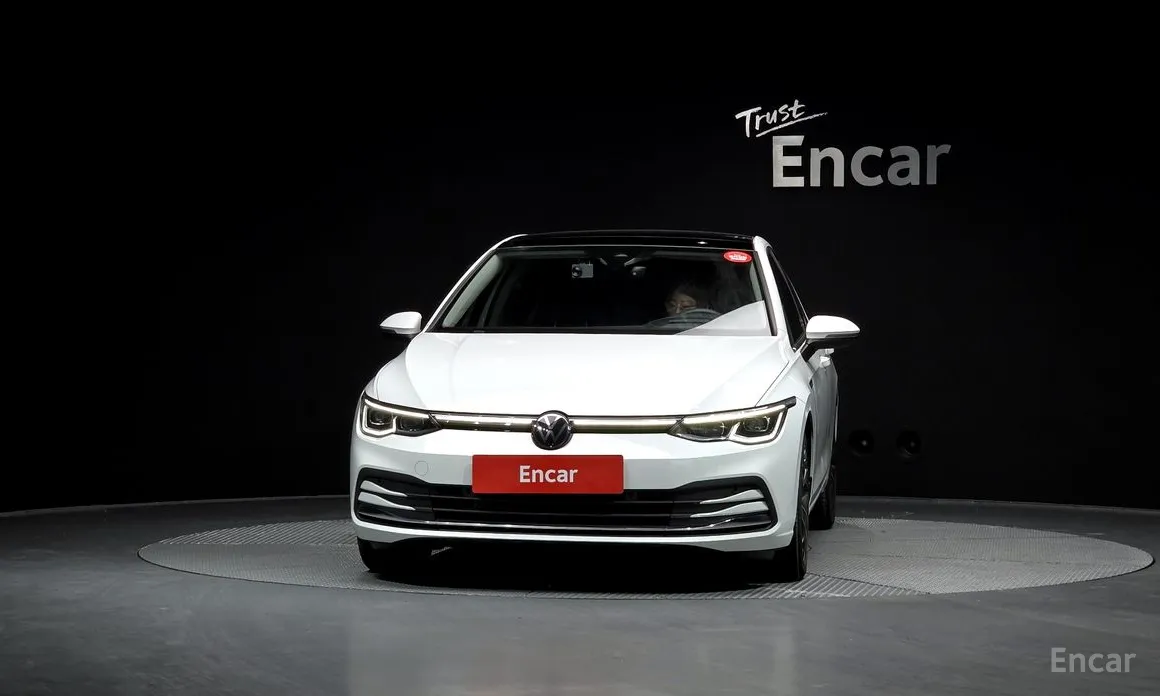 Фото 3 - Volkswagen Golf