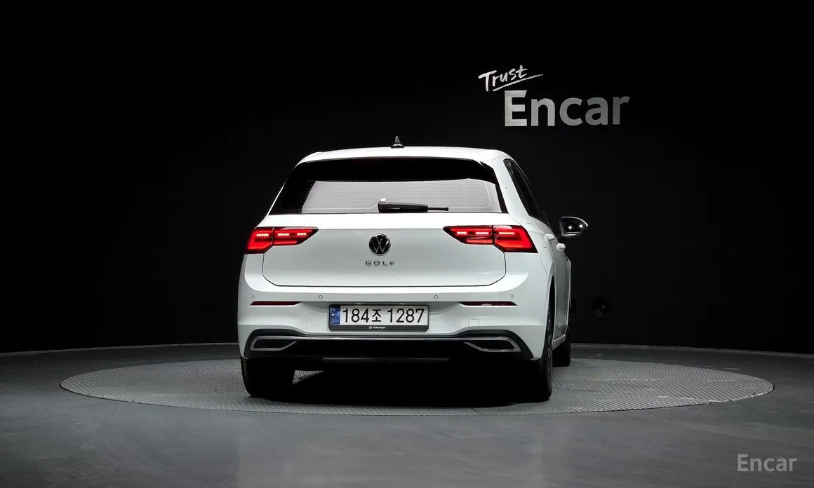 Фото 4 - Volkswagen Golf