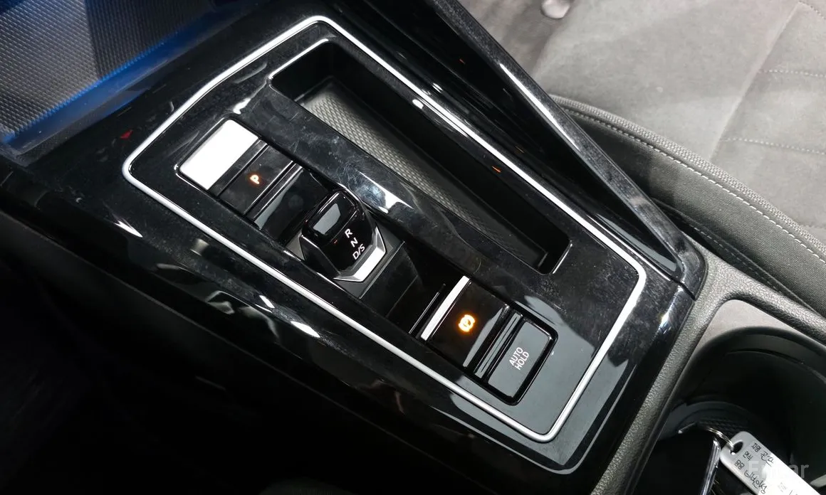 Фото 9 - Volkswagen Golf