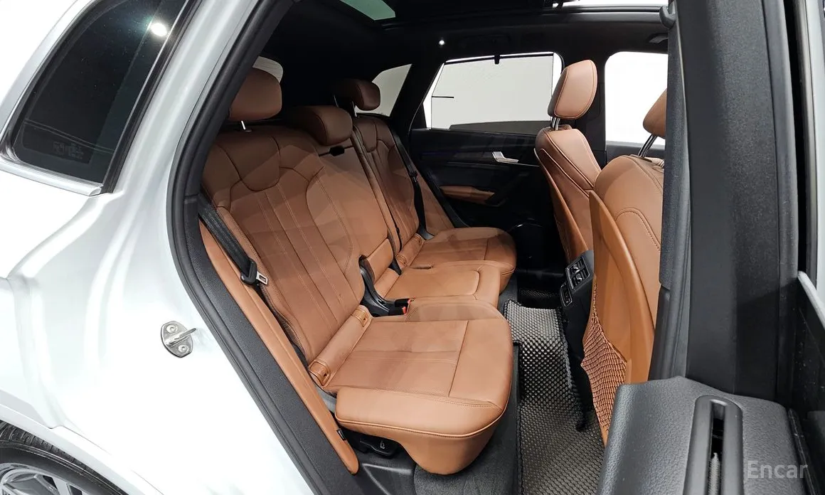 Фото 11 - Audi Q5