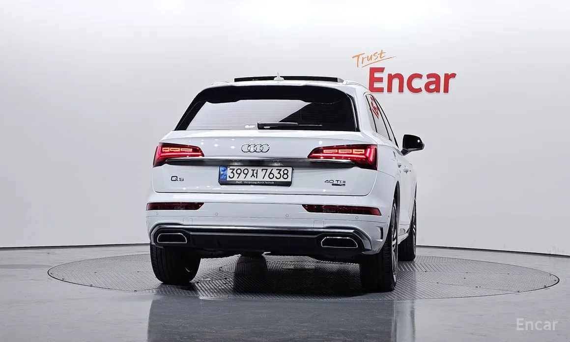 Фото 4 - Audi Q5