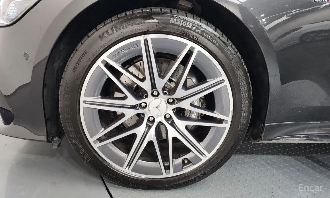 Фото 5 - Mercedes-Benz AMG GT