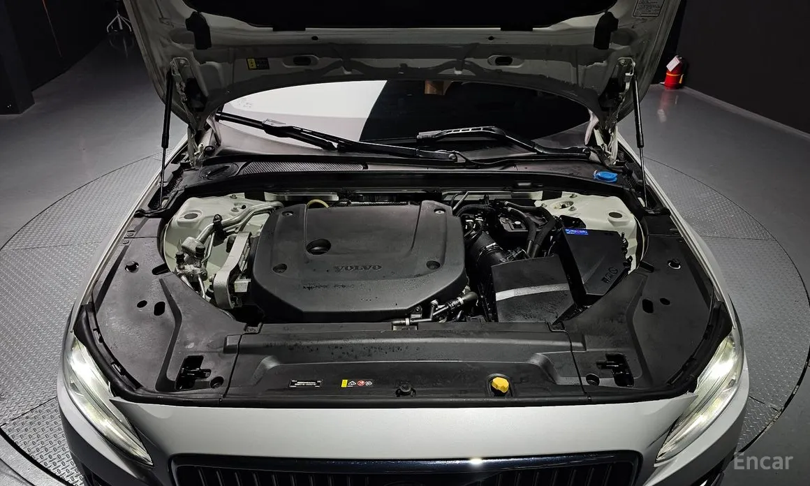 Фото 6 - Volvo S90