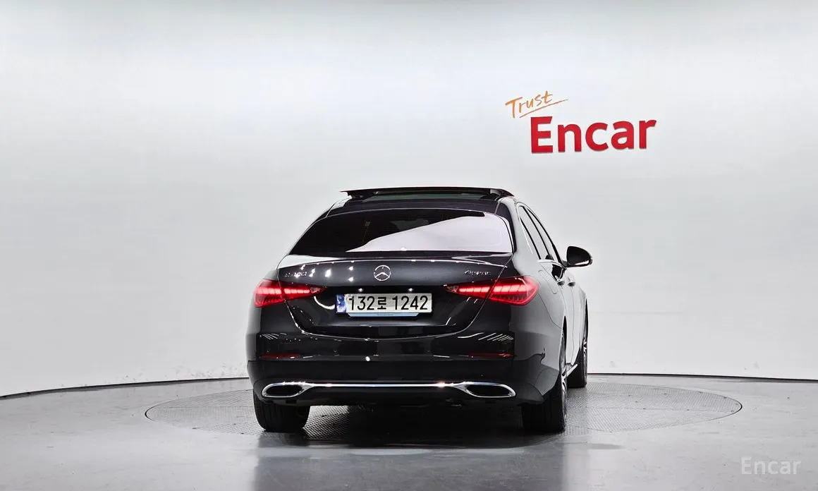 Фото 4 - Mercedes-Benz C-Class