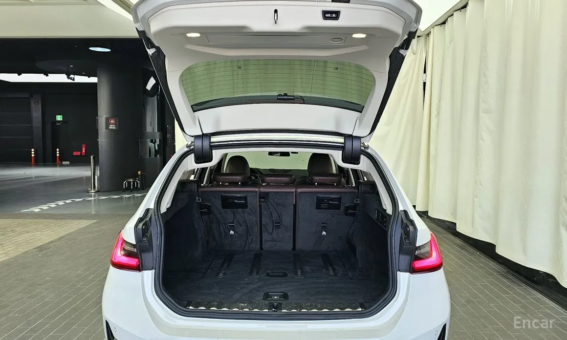 Фото 20 - BMW 3 Series