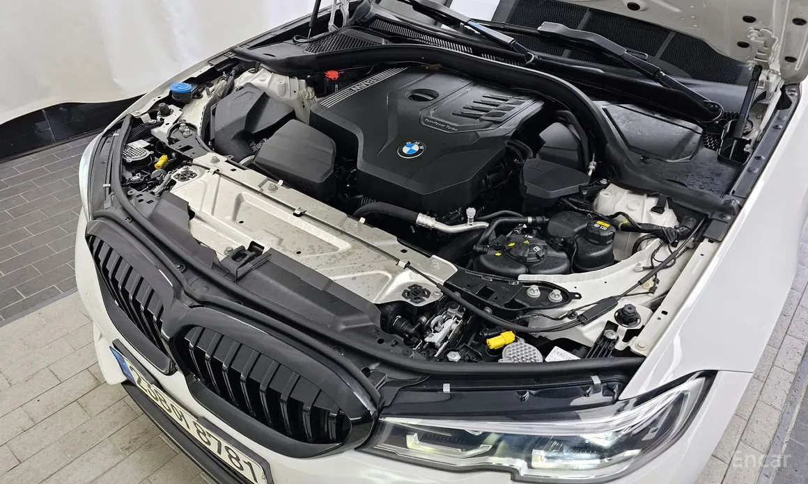 Фото 6 - BMW 3 Series