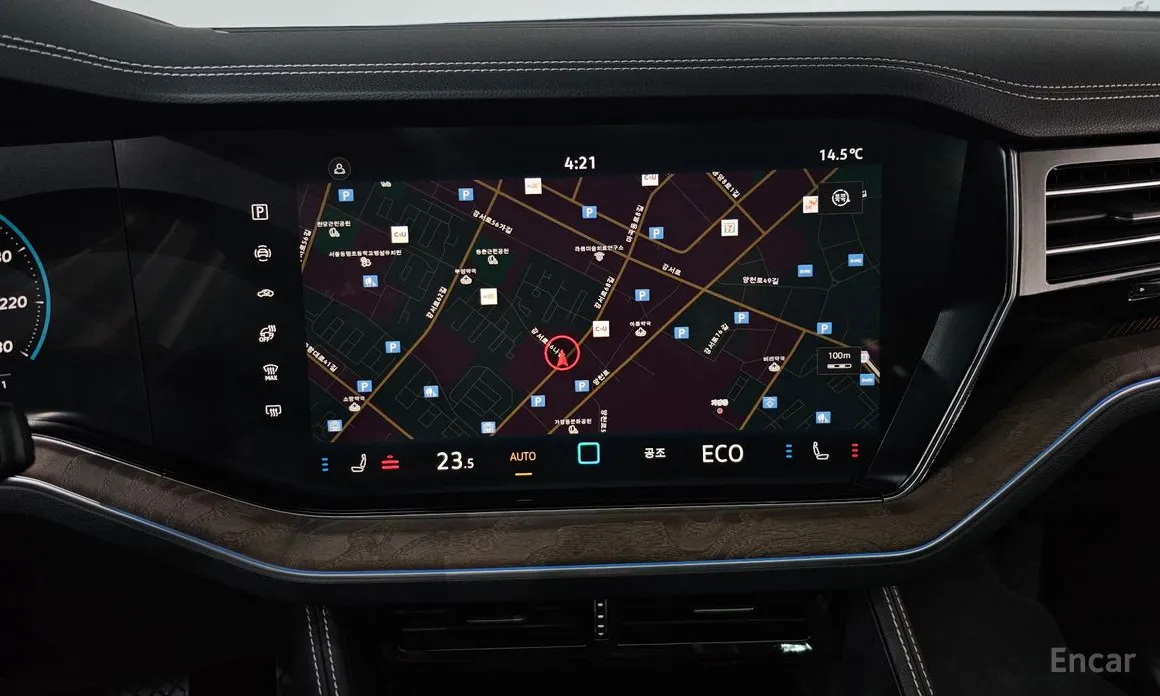 Фото 15 - Volkswagen Touareg