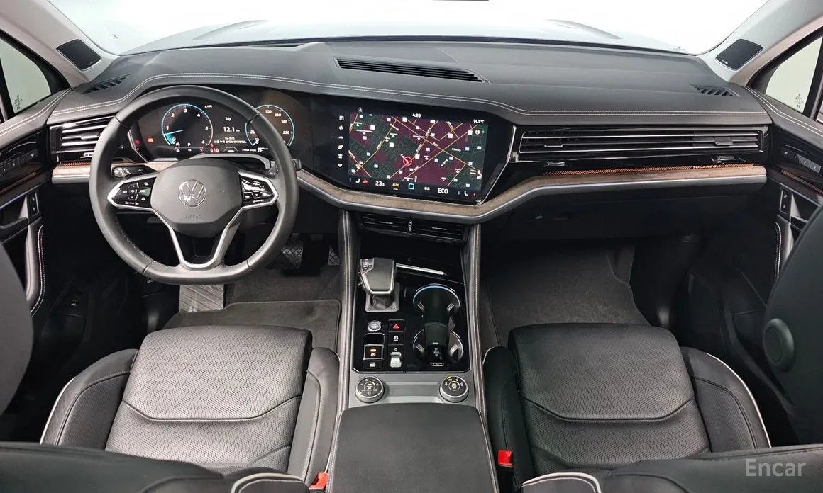 Фото 7 - Volkswagen Touareg