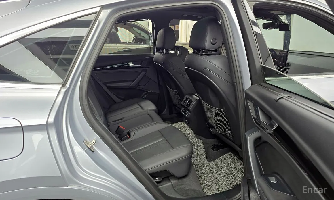 Фото 12 - Audi Q5