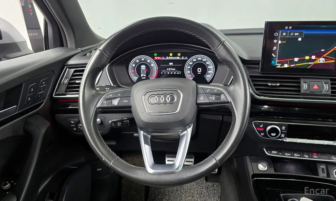 Фото 13 - Audi Q5