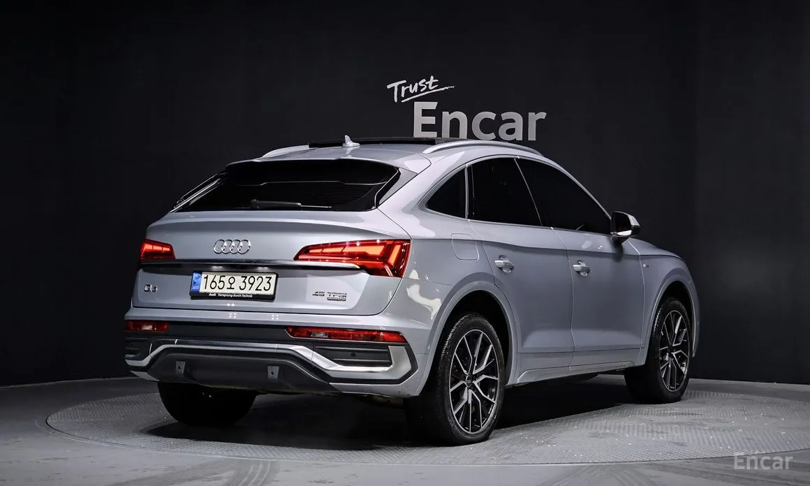 Фото 2 - Audi Q5