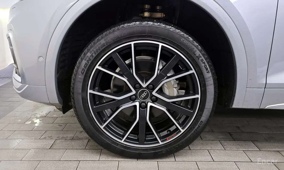 Фото 5 - Audi Q5