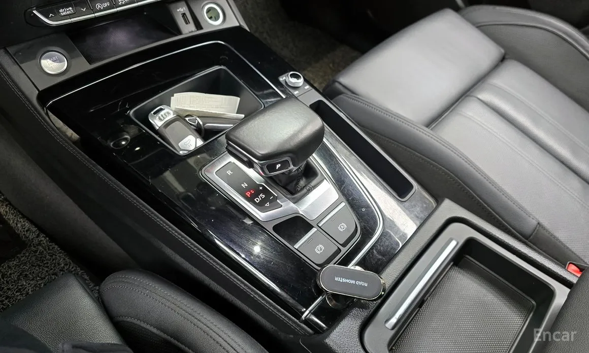 Фото 9 - Audi Q5