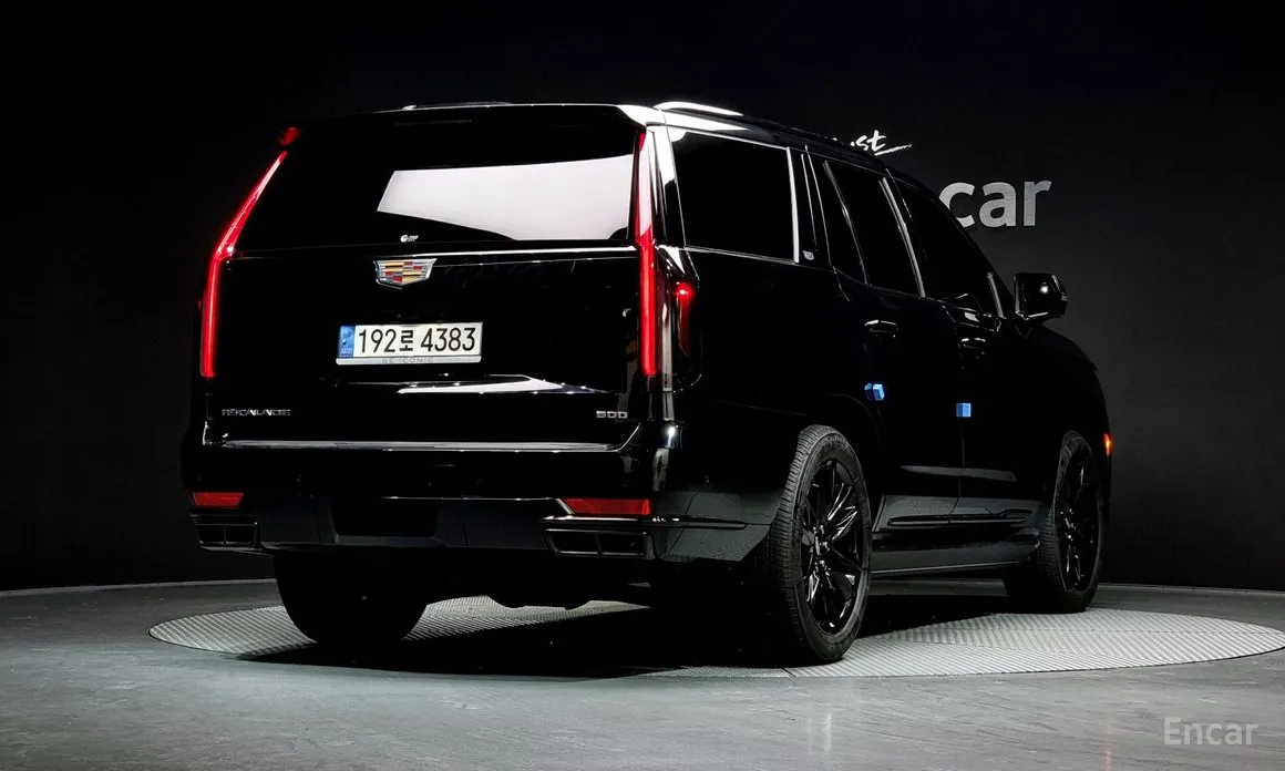 Фото 2 - Cadillac Escalade