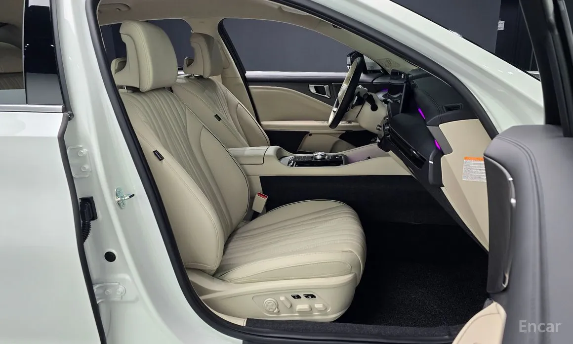 Фото 10 - Kia K8