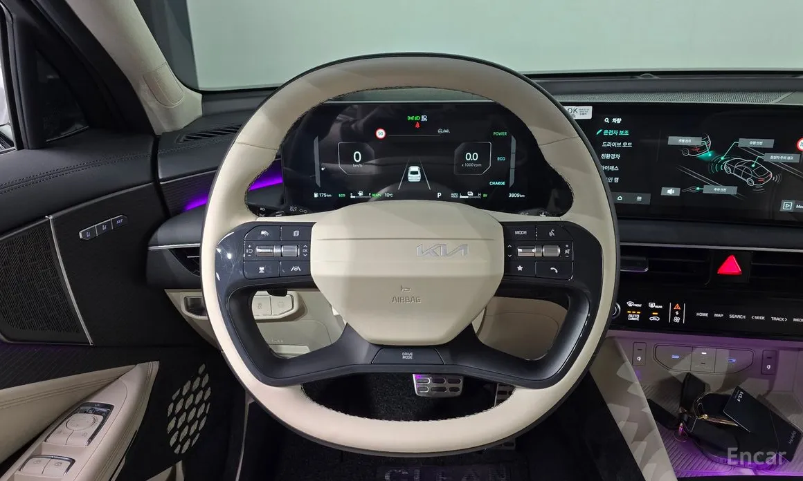 Фото 14 - Kia K8