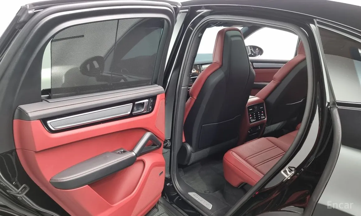 Фото 12 - Porsche Cayenne