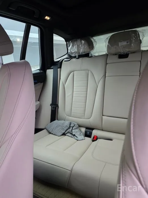 Фото 9 - BMW iX3