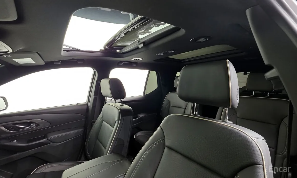 Фото 18 - Chevrolet Traverse