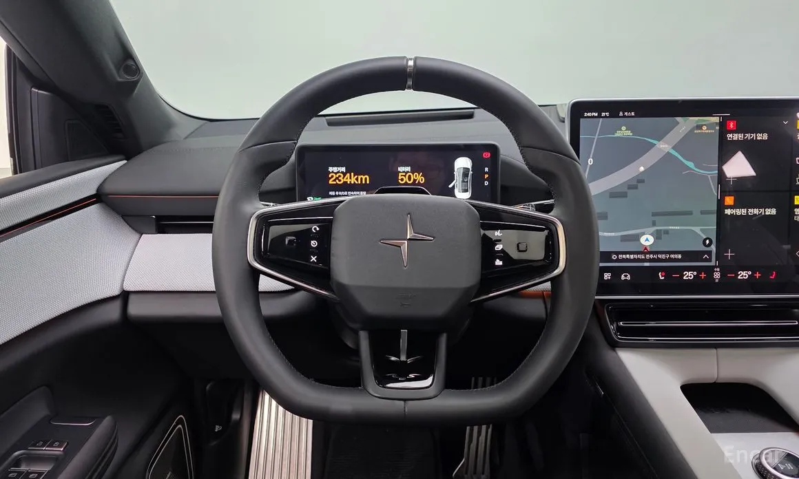 Фото 13 - Polestar 4