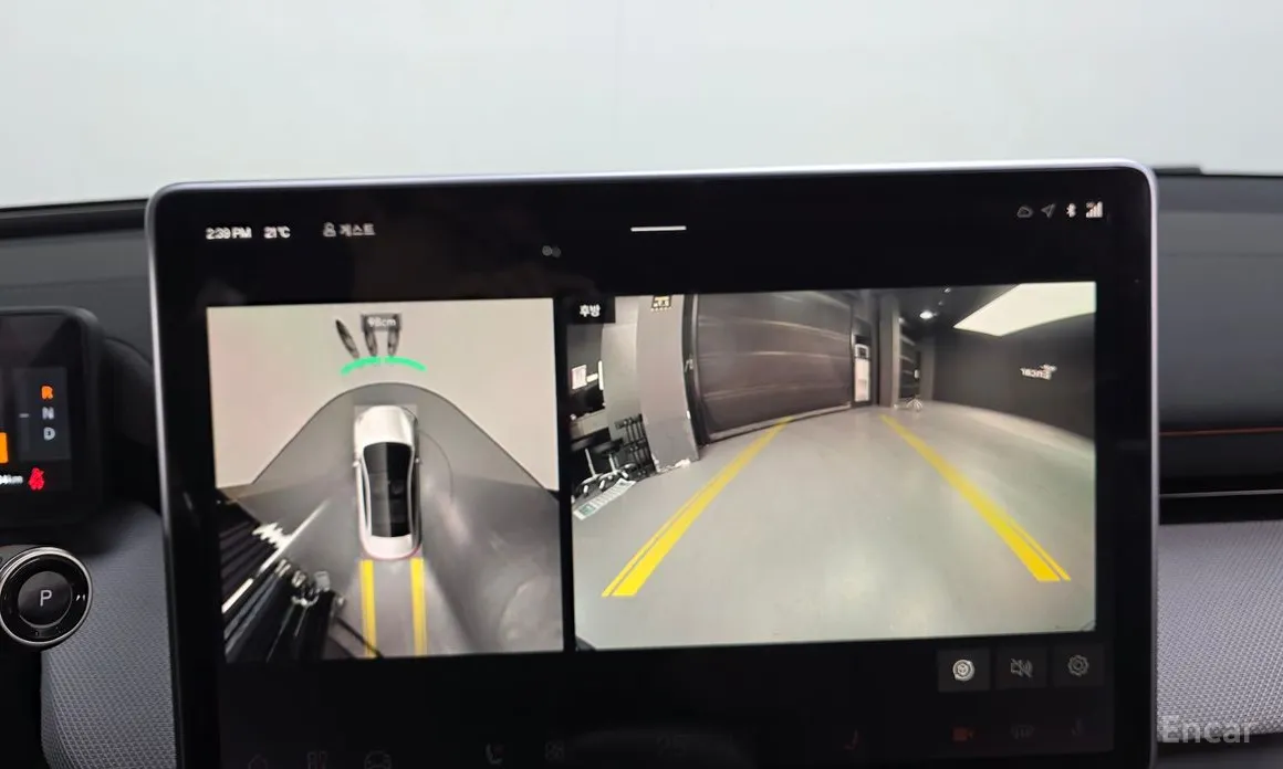 Фото 15 - Polestar 4