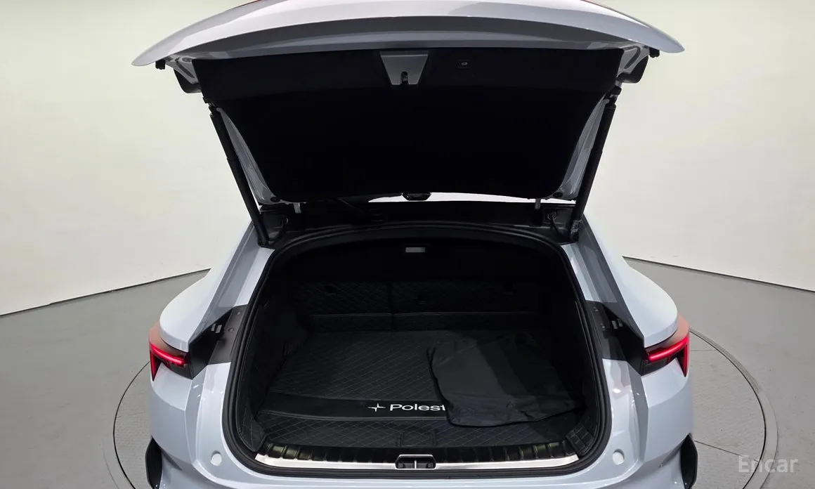 Фото 20 - Polestar 4