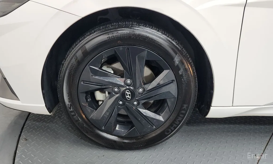 Фото 5 - Hyundai Avante