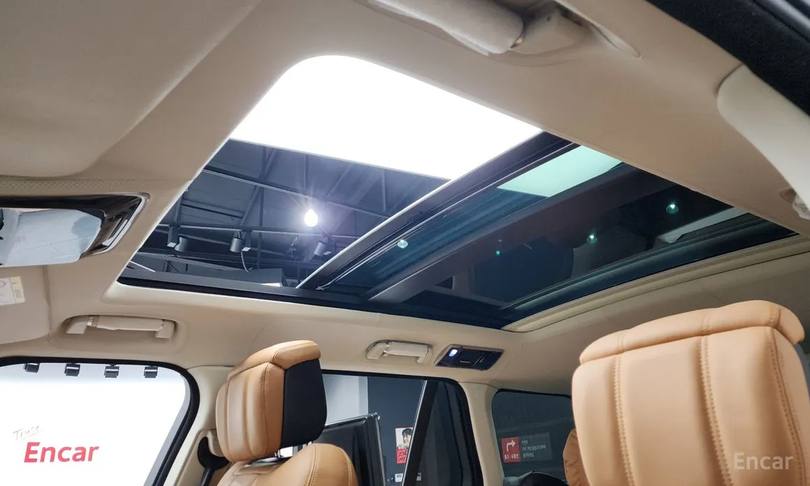 Фото 19 - Land Rover Range Rover