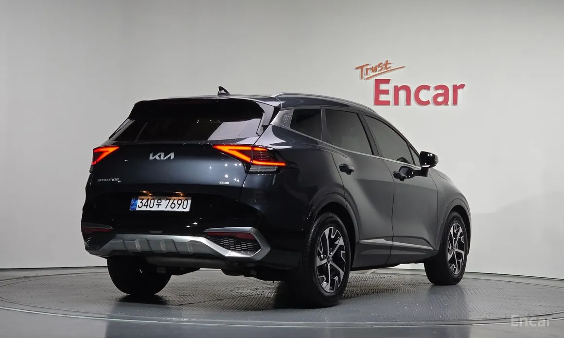 Фото 2 - Kia Sportage