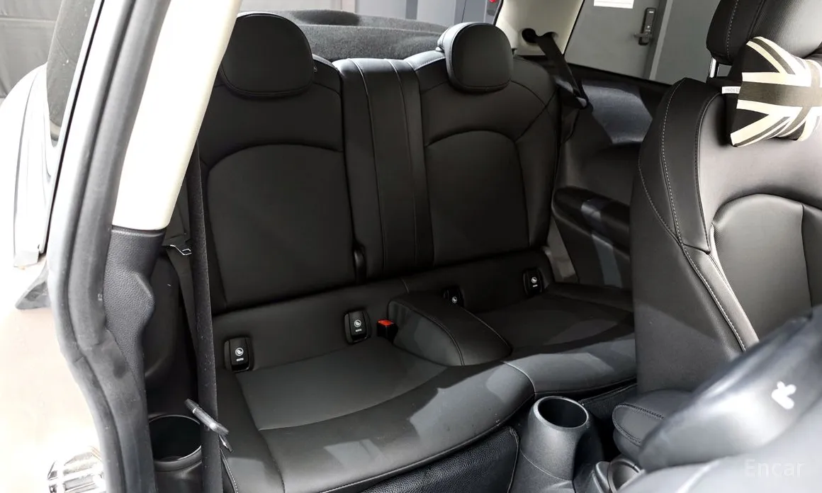 Фото 12 - Mini Cooper