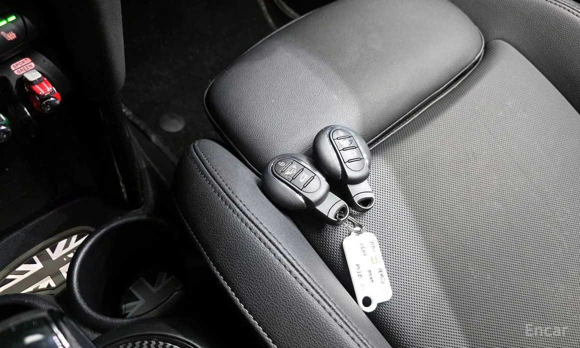 Фото 19 - Mini Cooper