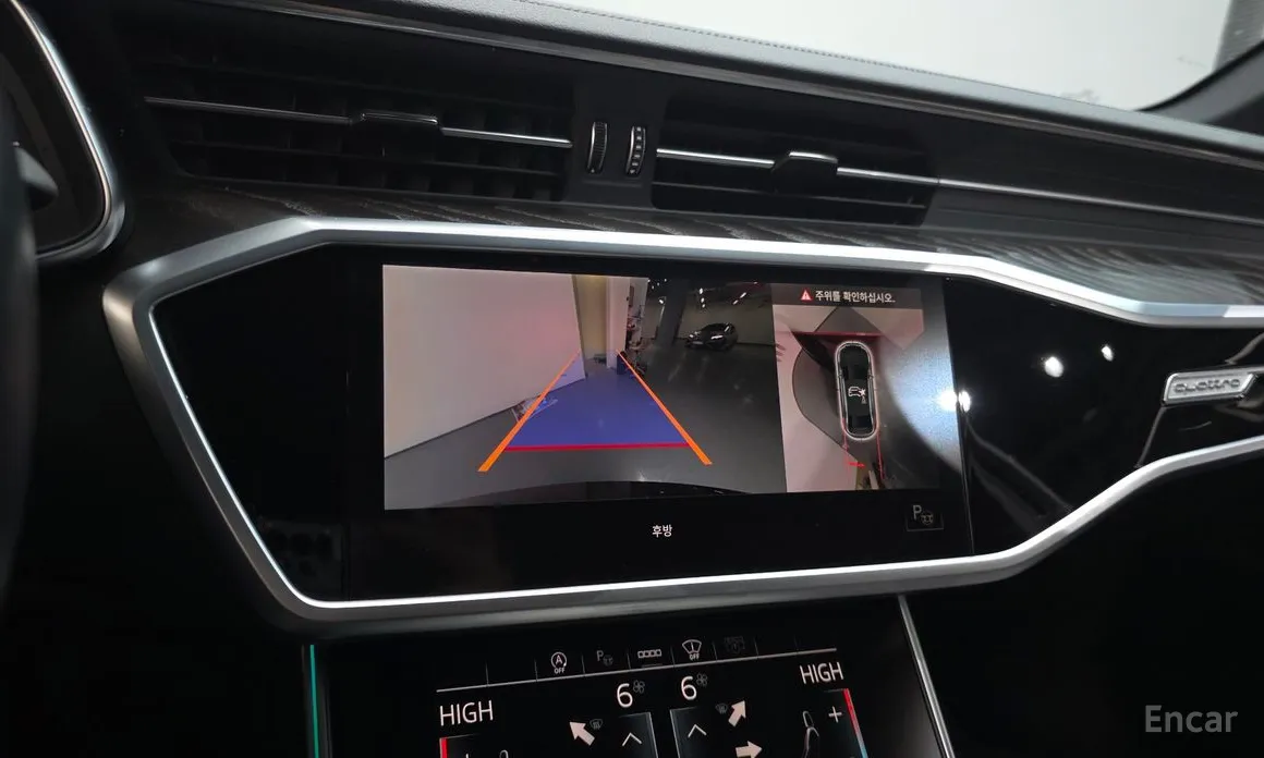 Фото 15 - Audi A6