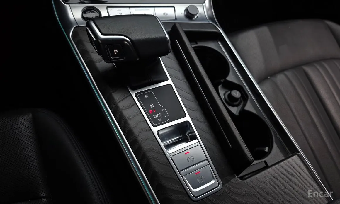 Фото 9 - Audi A6