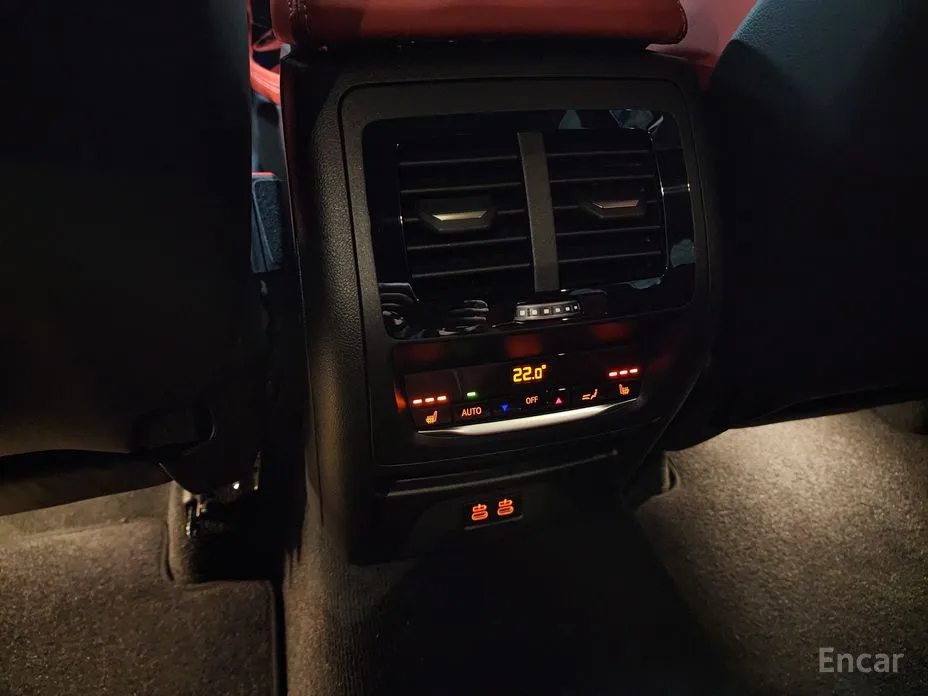 Фото 18 - BMW X3 M