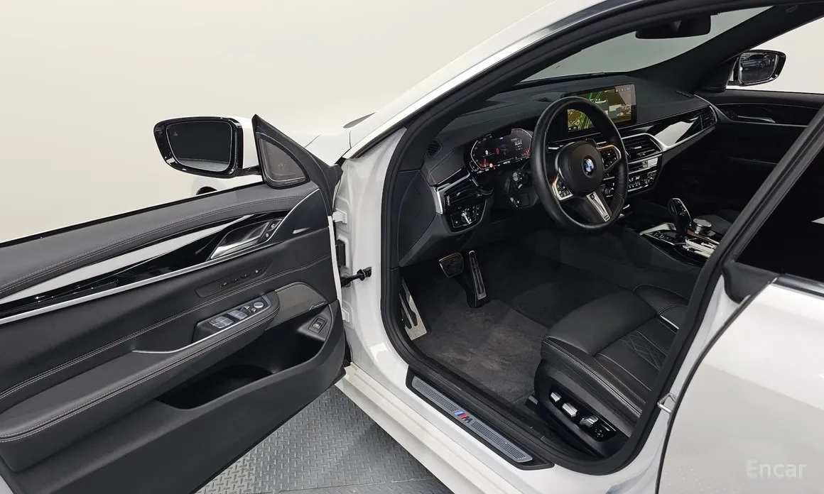 Photo 10 - BMW Gran Turismo