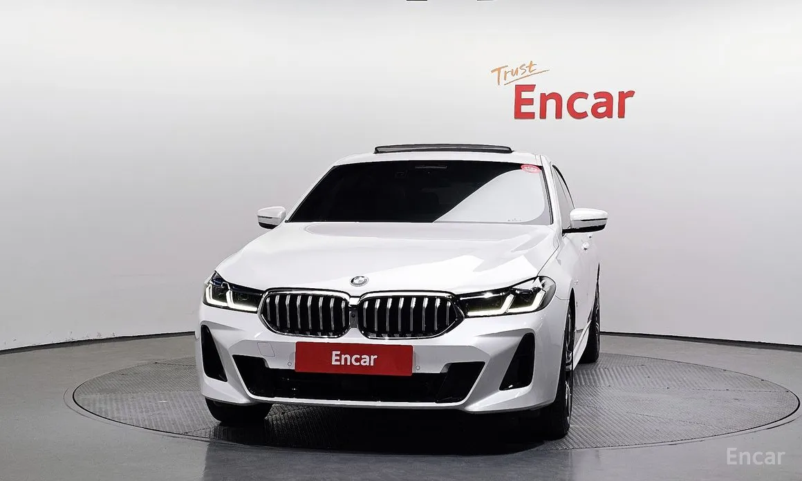 Photo 3 - BMW Gran Turismo