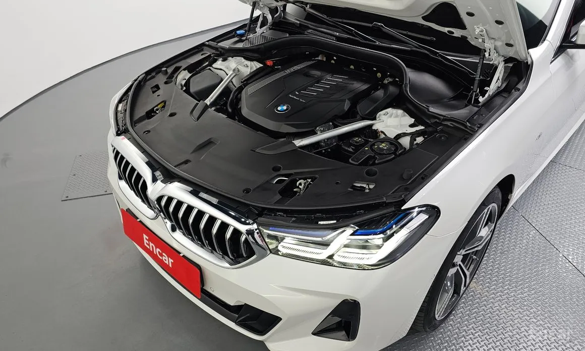 Photo 6 - BMW Gran Turismo