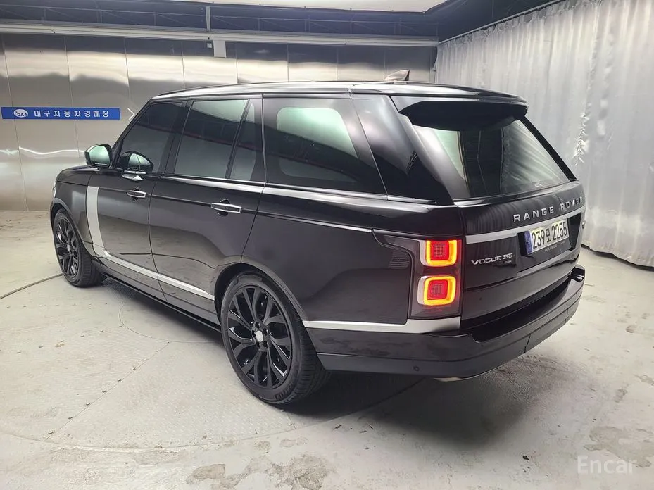 Фото 20 - Land Rover Range Rover