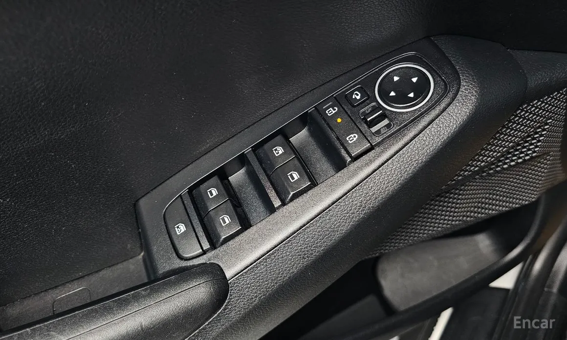 Фото 13 - Kia Seltos