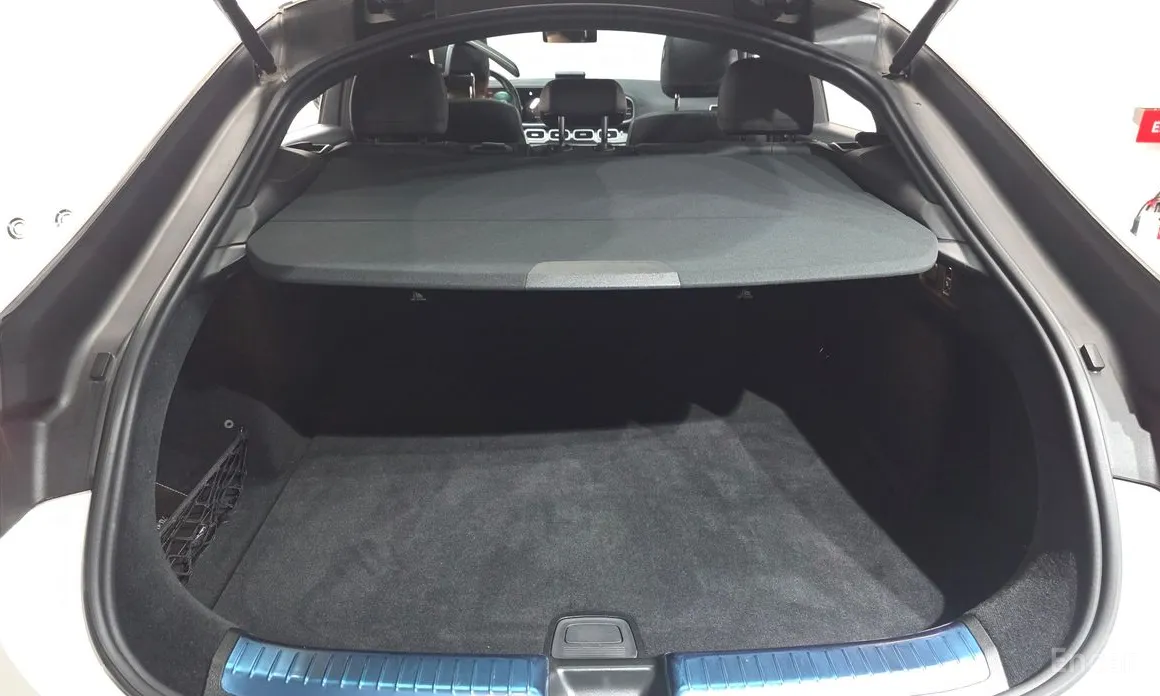 Фото 20 - Mercedes-Benz GLE-Class