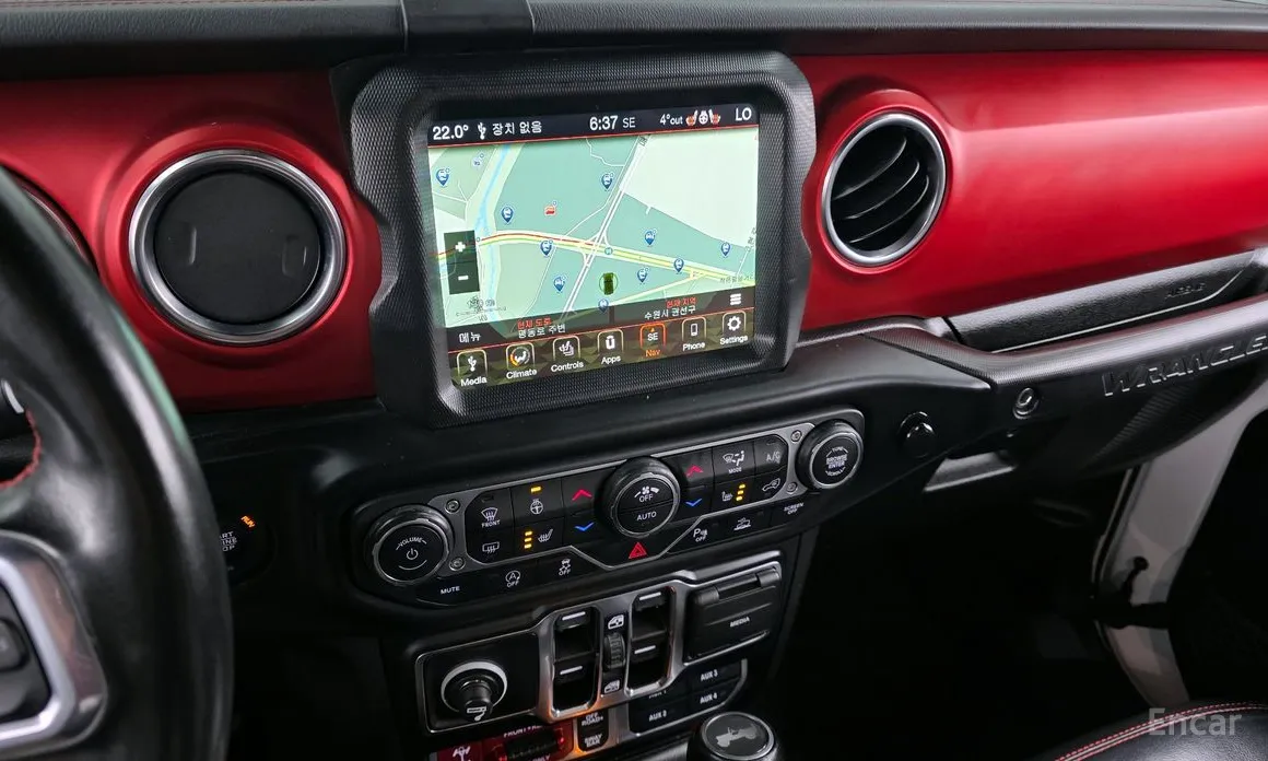 Фото 14 - Jeep Wrangler