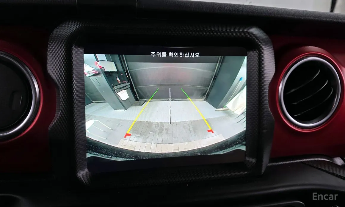 Фото 15 - Jeep Wrangler