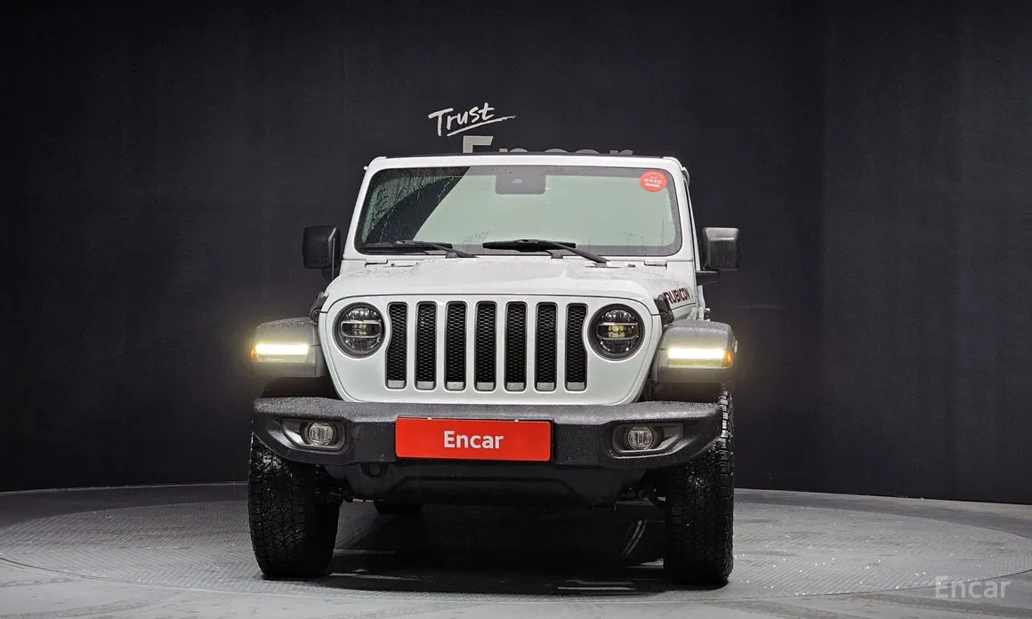 Фото 3 - Jeep Wrangler