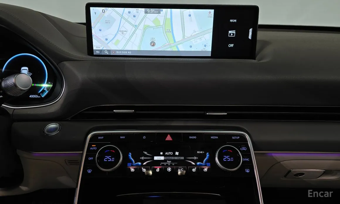 Фото 14 - Genesis GV80