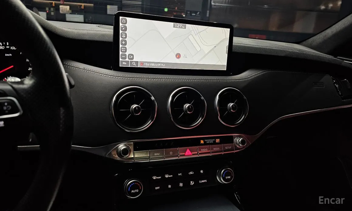 Фото 15 - Kia Stinger