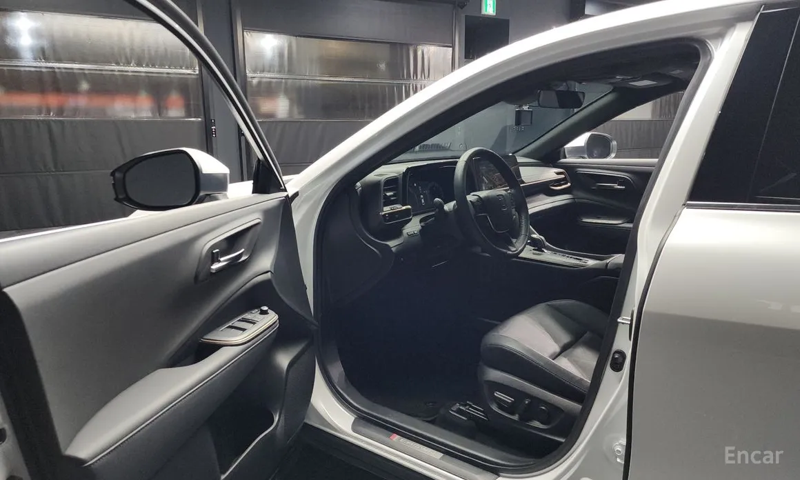 Фото 10 - Toyota Crown