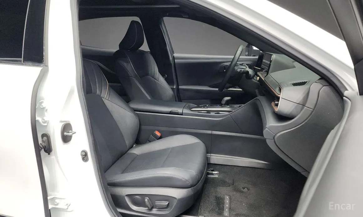 Фото 11 - Toyota Crown