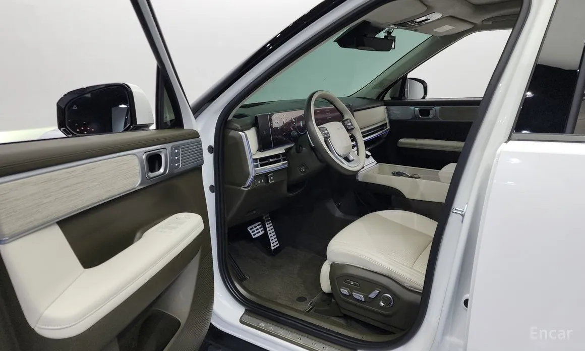 Фото 10 - Hyundai Santa Fe