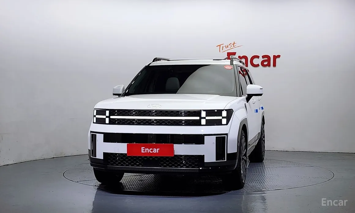 Фото 3 - Hyundai Santa Fe