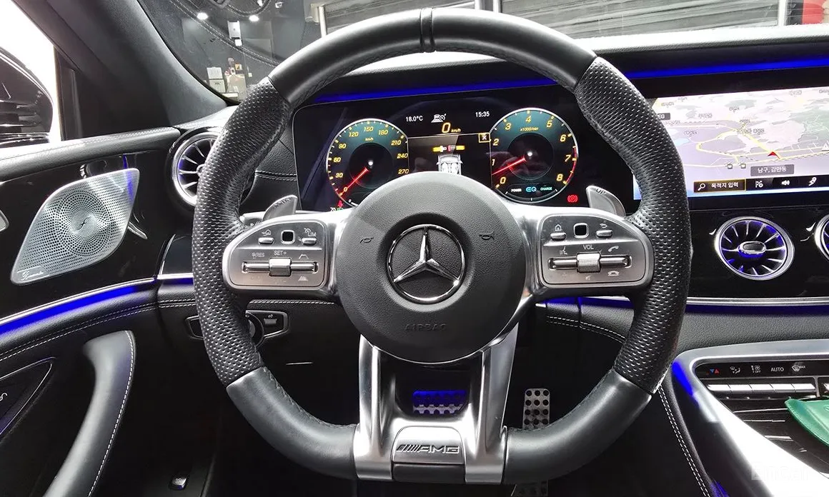 Фото 13 - Mercedes-Benz AMG GT